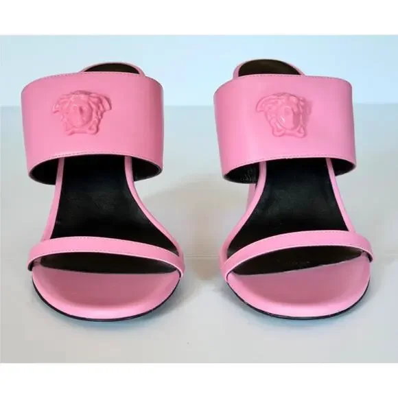Versace Medusa Head Leather Baby Pink Sandals 9 US (39 Euro) 1019266 NIB $1100